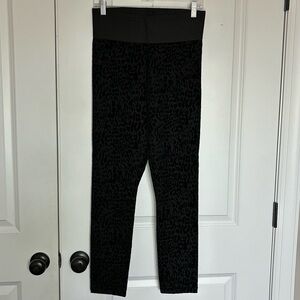 Zara Black Velvet Leopard Animal Print Leggings L